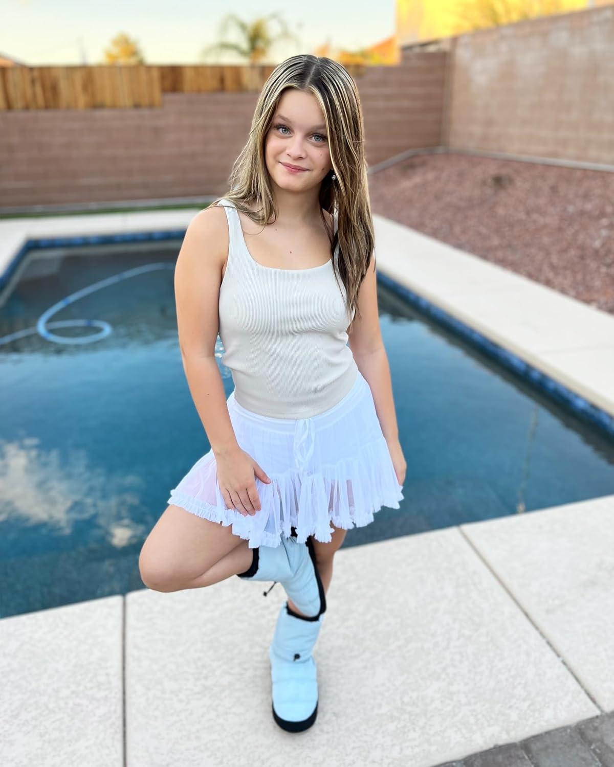 imageStelle Womens Ribbed Tank Tops Seamless Padded Workout Crop Top Sleeveless Square Neck Cami Basic ShirtsChalk